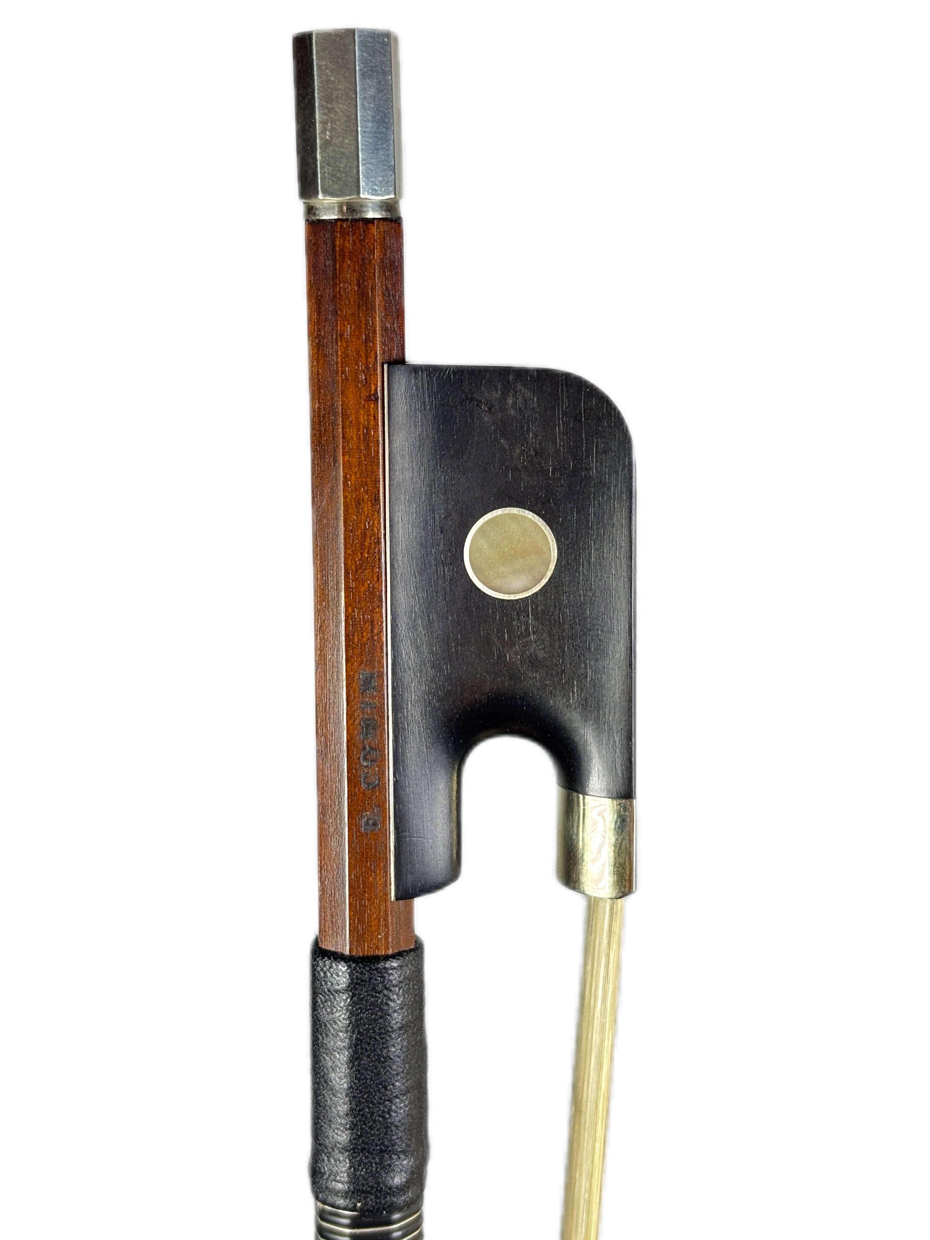 Arco de Violoncelo do Autor Elias Comim com Montagem em Prata